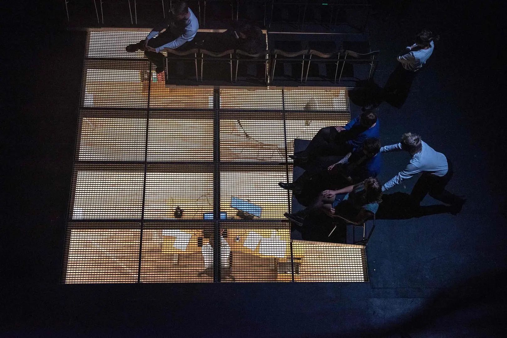 INSTITUTIONEN afgangsforestilling Den Danske Scenekunstskole